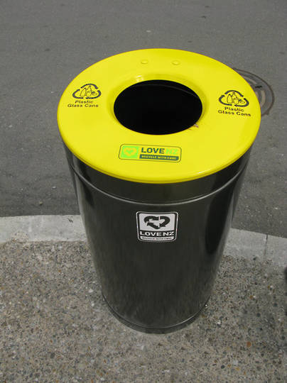 Civic Recycling Bin image 2